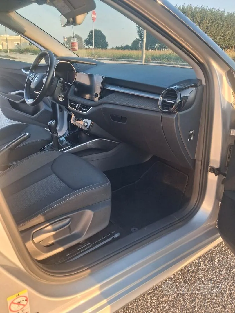 Skoda Fabia 2023 photo 5