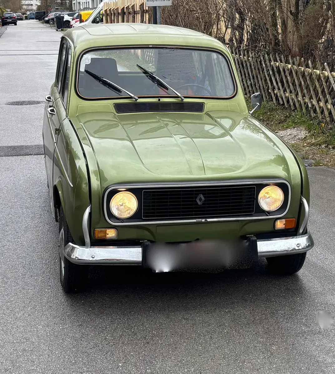 Renault R4