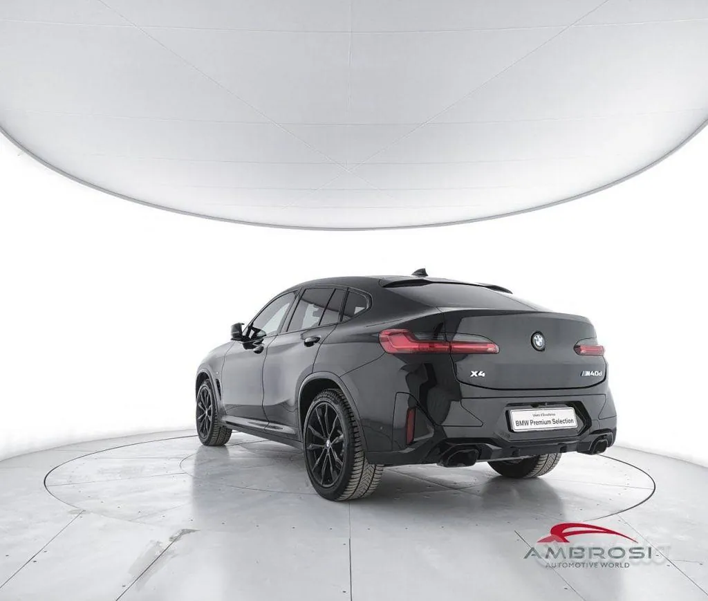 BMW X4 2023 photo 4