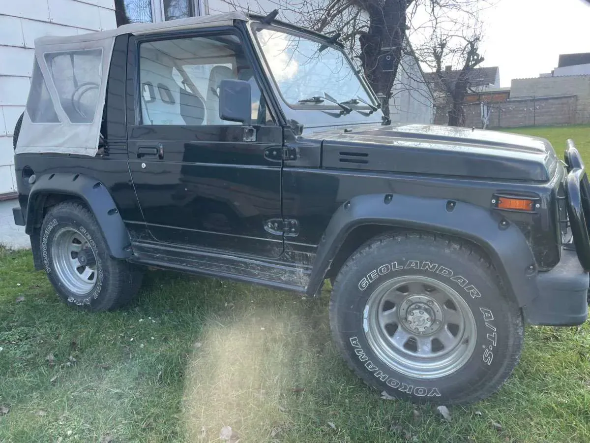 Suzuki Sj 413 1987 photo 3