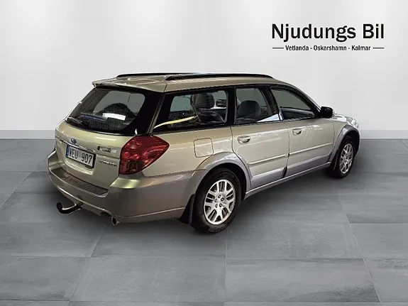 Subaru Outback 2005 photo 3