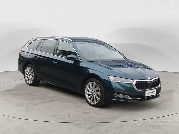 Skoda Octavia 2022 photo 3