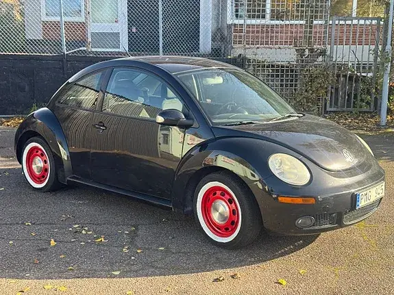Volkswagen New Beetle 2006 photo 3