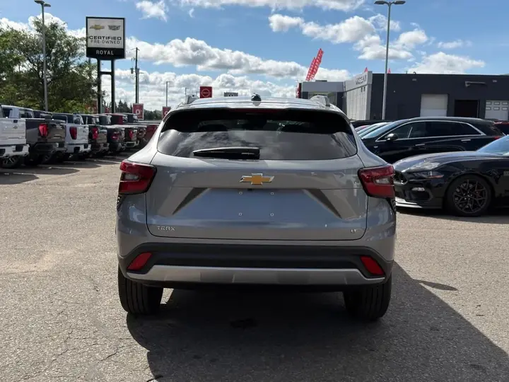 Chevrolet Trax 2026 photo 4