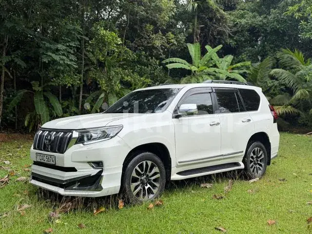 Toyota Land Cruiser Prado 2015 photo 2