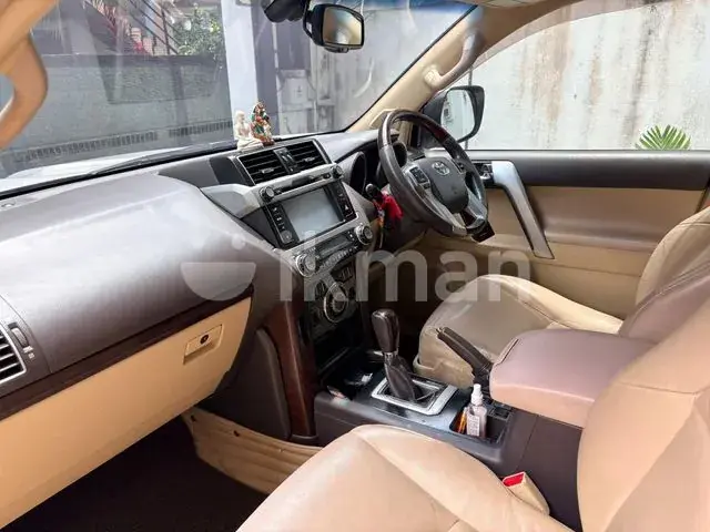 Toyota Land Cruiser Prado 2015 photo 3