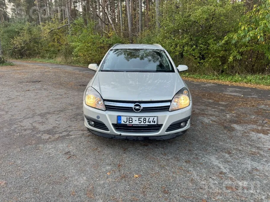 Opel Astra 2006 photo 2