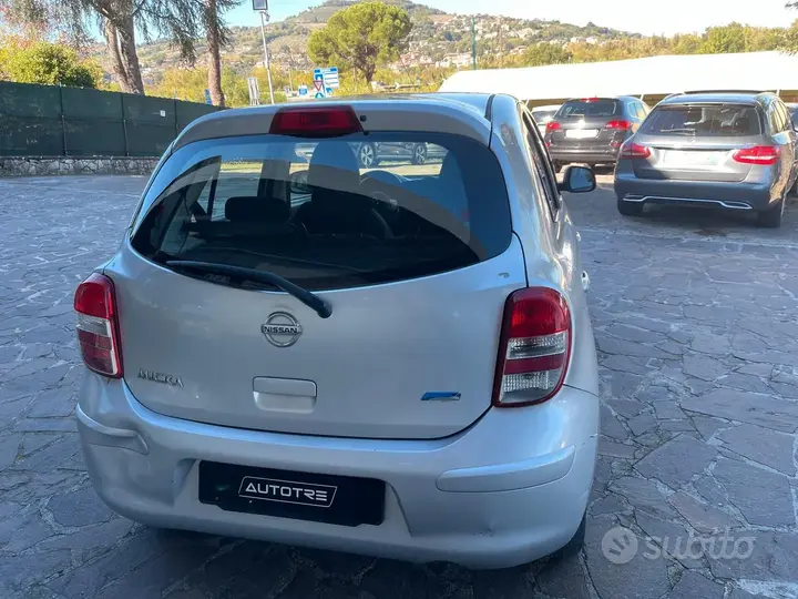 Nissan Micra 2012 photo 4