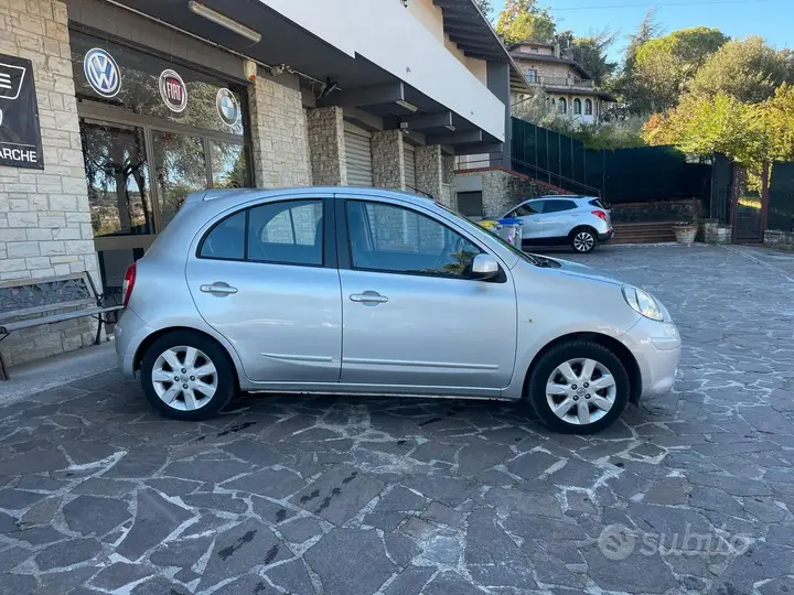 Nissan Micra 2012 photo 3