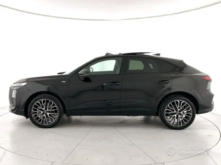 Audi Q3 2026 photo 2