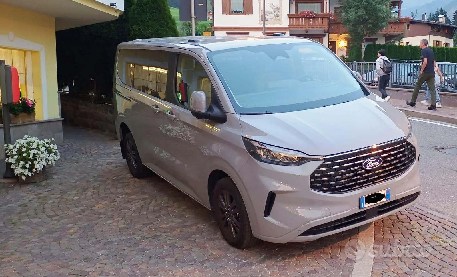 Ford Tourneo Custom