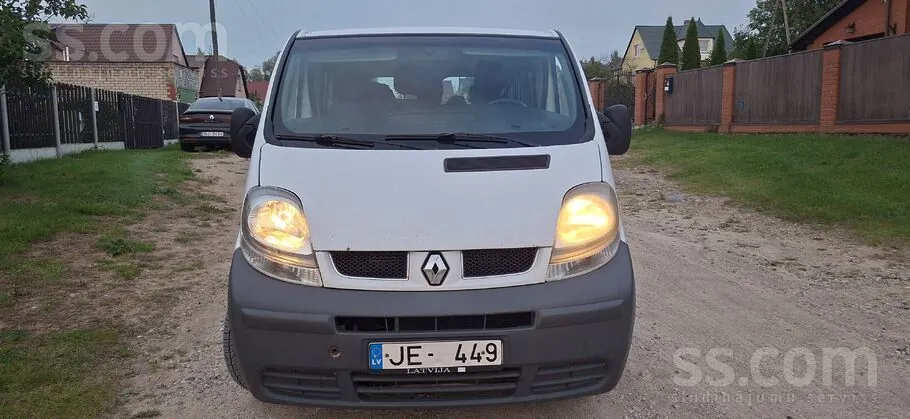 Renault Trafic 2005 photo 3