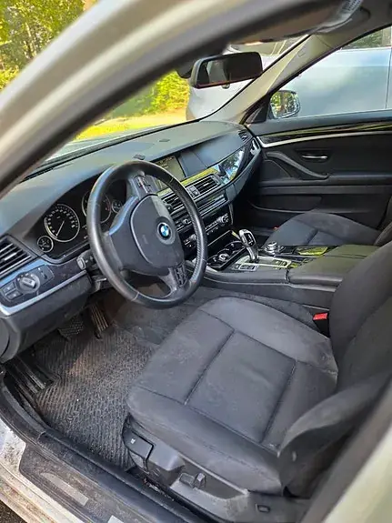 BMW 520D 2012 photo 2