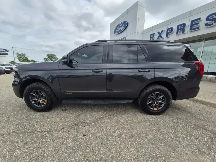 Ford Expedition 2025 photo 4