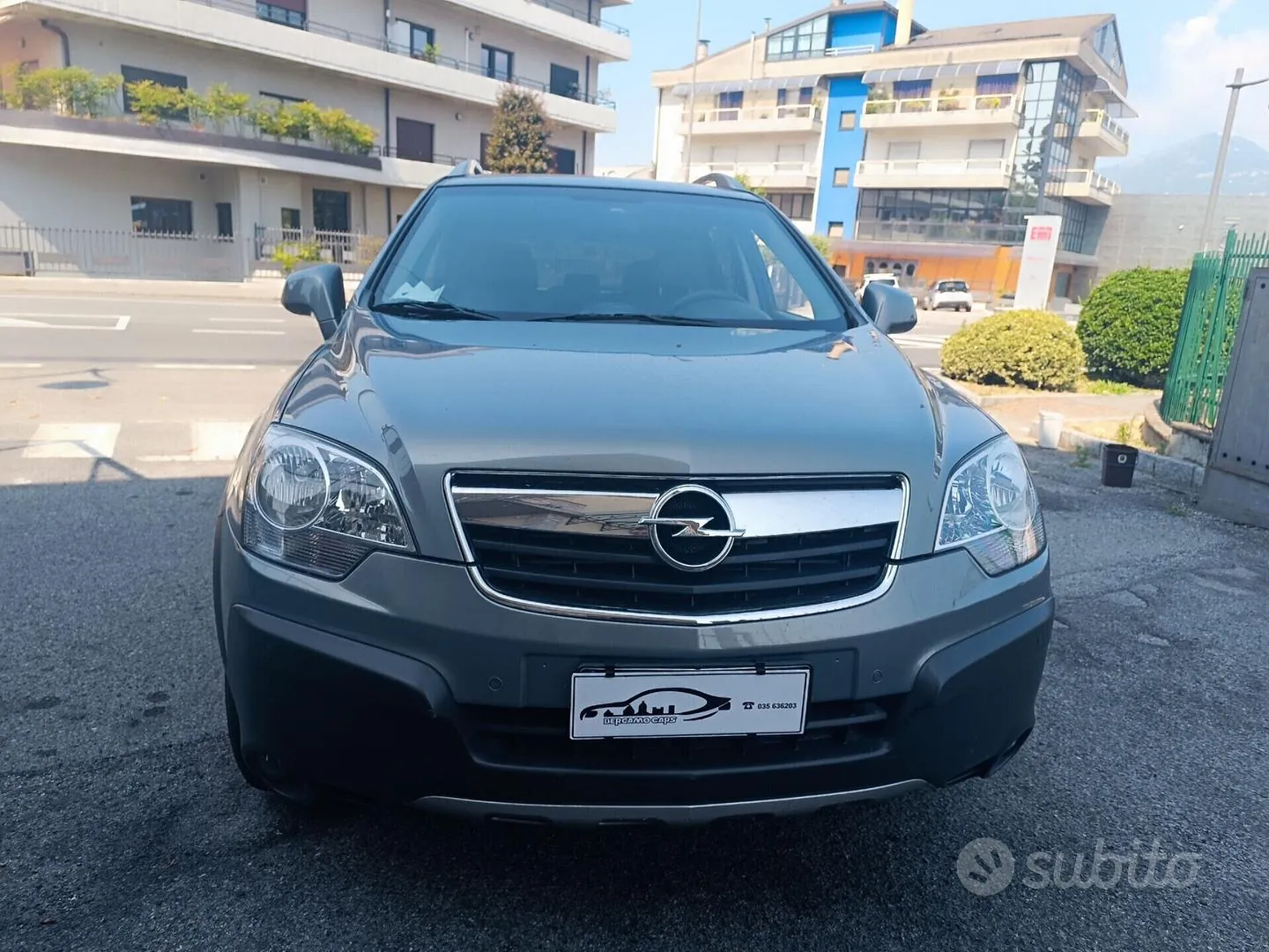 Opel Antara 2010 photo 2
