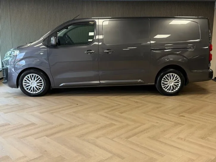 Citroen Jumpy 2017 photo 3