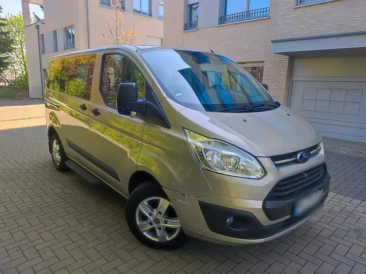 Ford Behinderten Fahrzeug