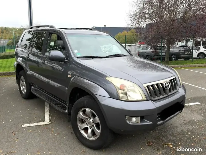 Toyota Land Cruiser 2009 photo 2