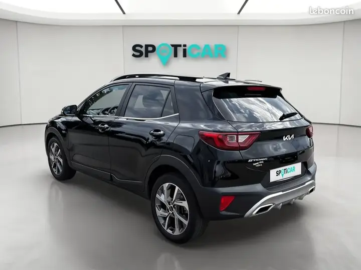 Kia Stonic 2023 photo 3