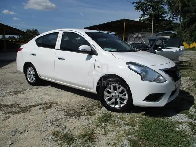 Nissan Almera
