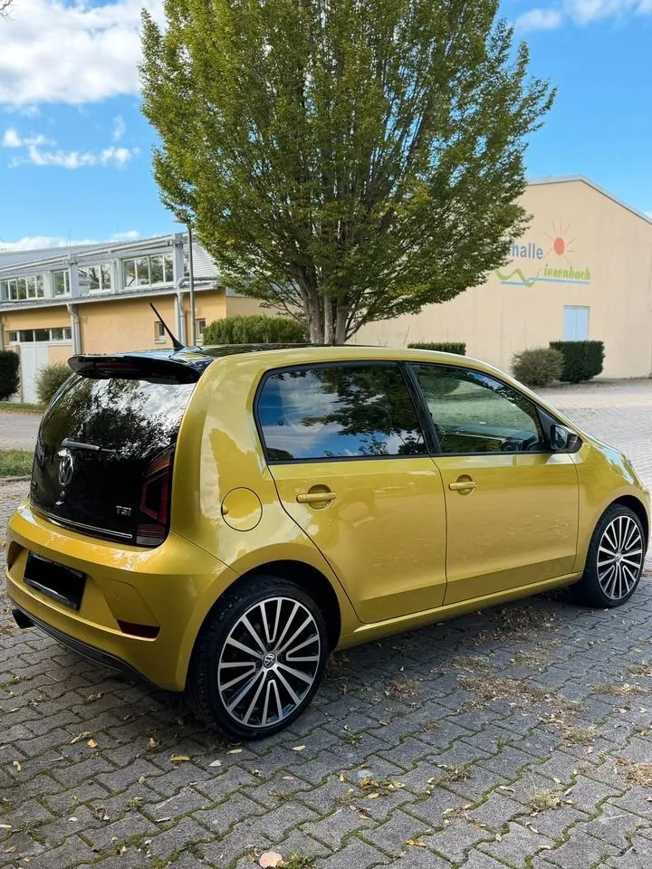 Volkswagen Up