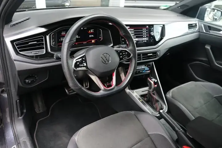 Volkswagen Polo 2023 photo 3