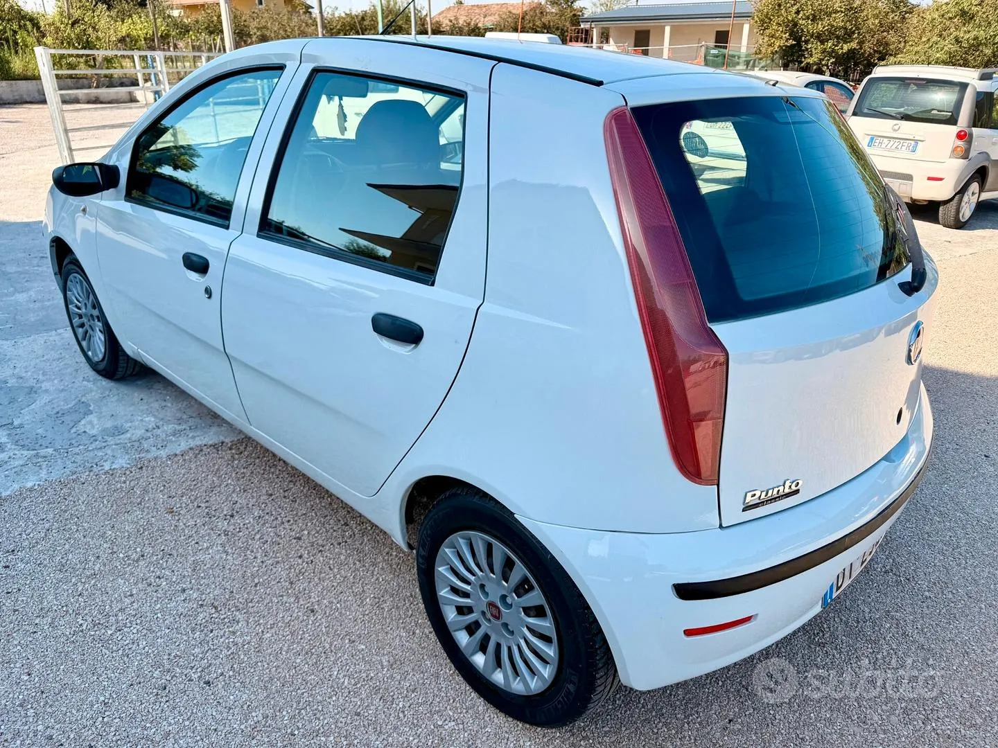 Fiat Punto 2009 photo 5