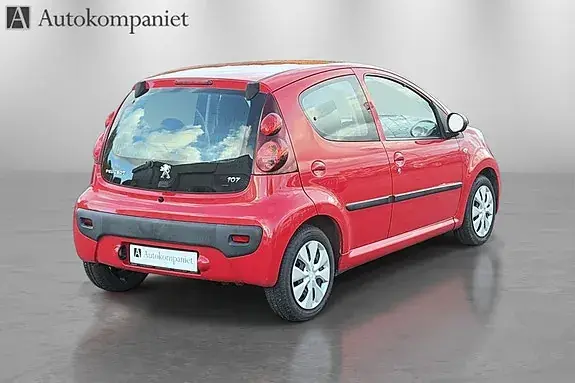Peugeot 107 2012 photo 3