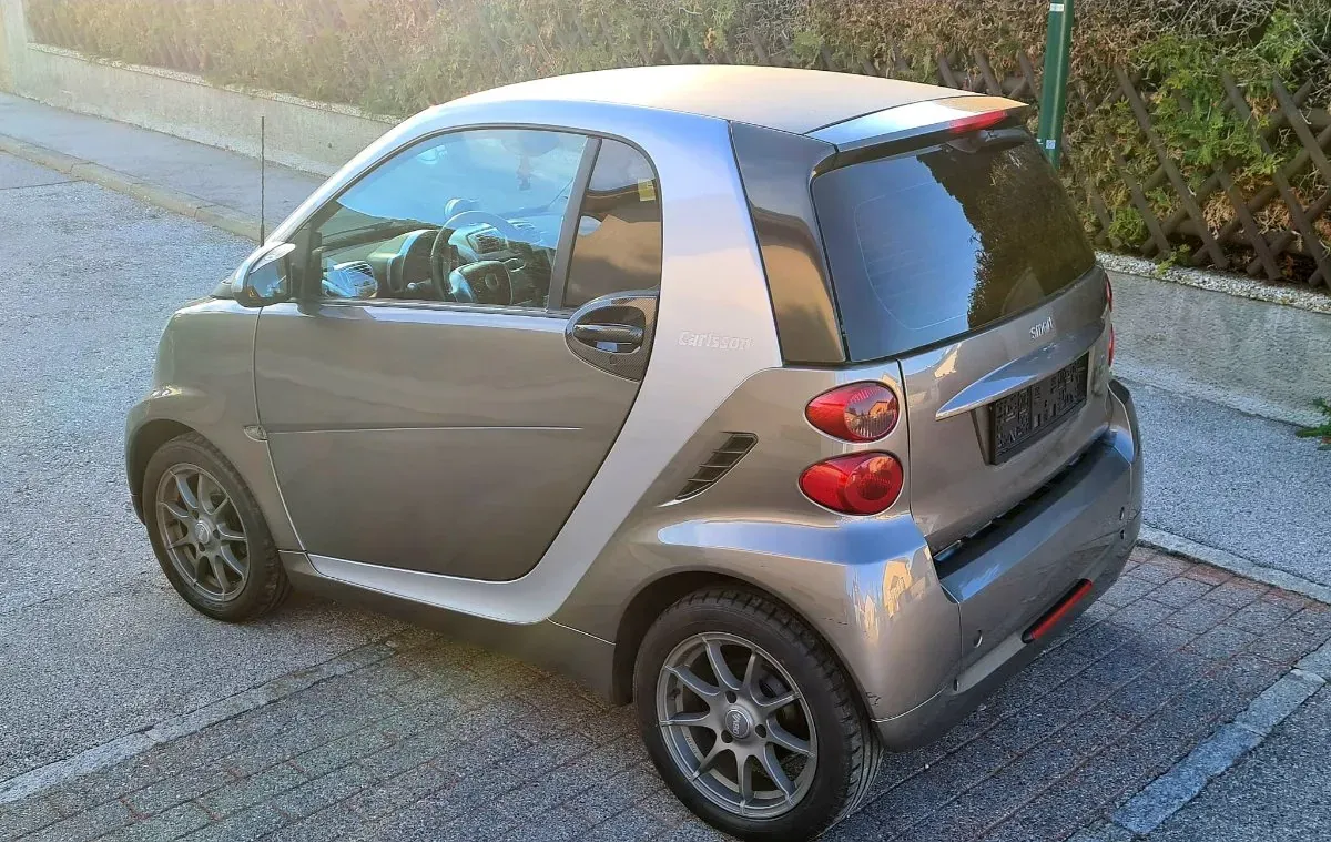 Smart Fortwo 2010 photo 3