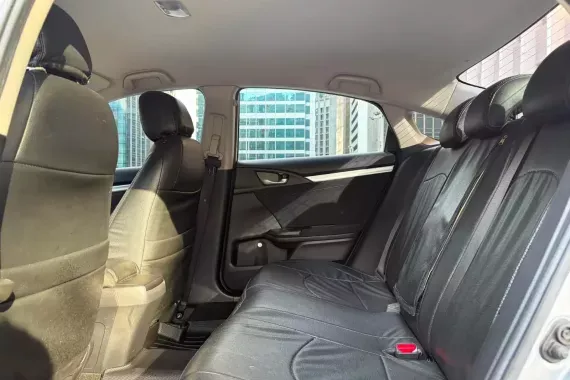 Honda Civic 2019 photo 4