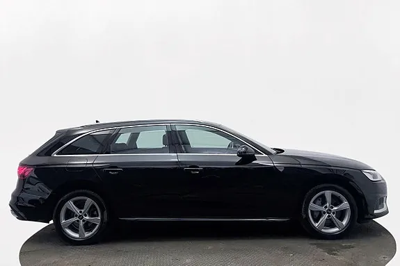 Audi A4 2023 photo 5