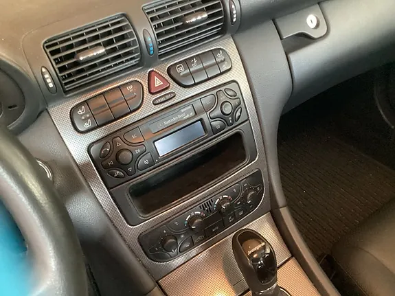 Mercedes-Benz C240 2000 photo 4