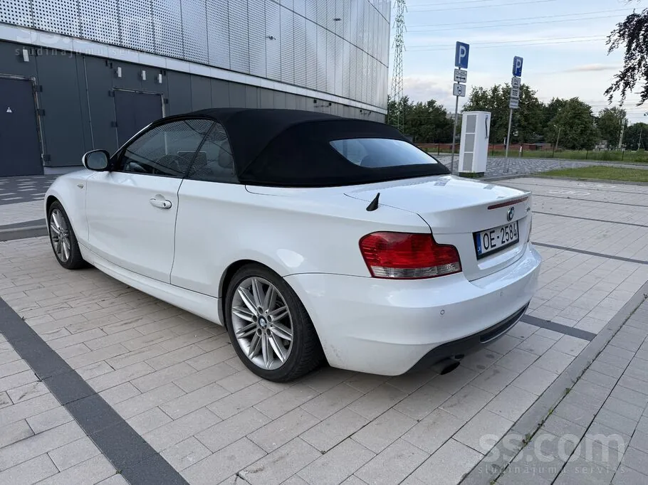 BMW E88 118I Cabrio 2010 photo 4