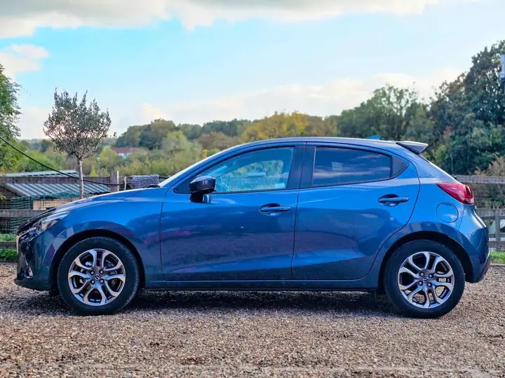 Mazda Mazda2 2017 photo 4