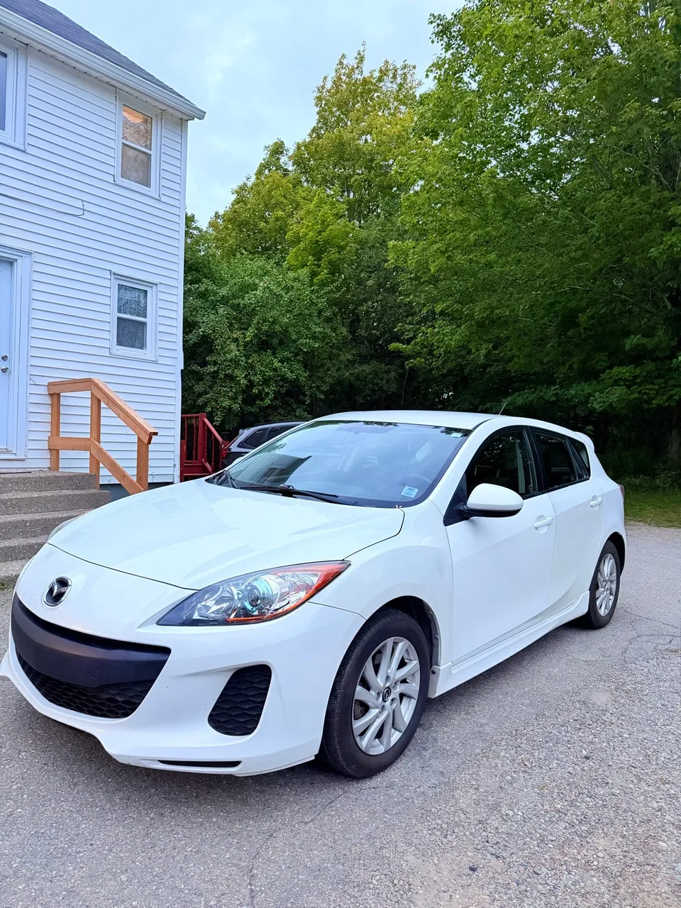 Mazda 3 2013 photo 2