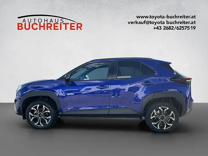 Toyota Yaris Cross photo 2