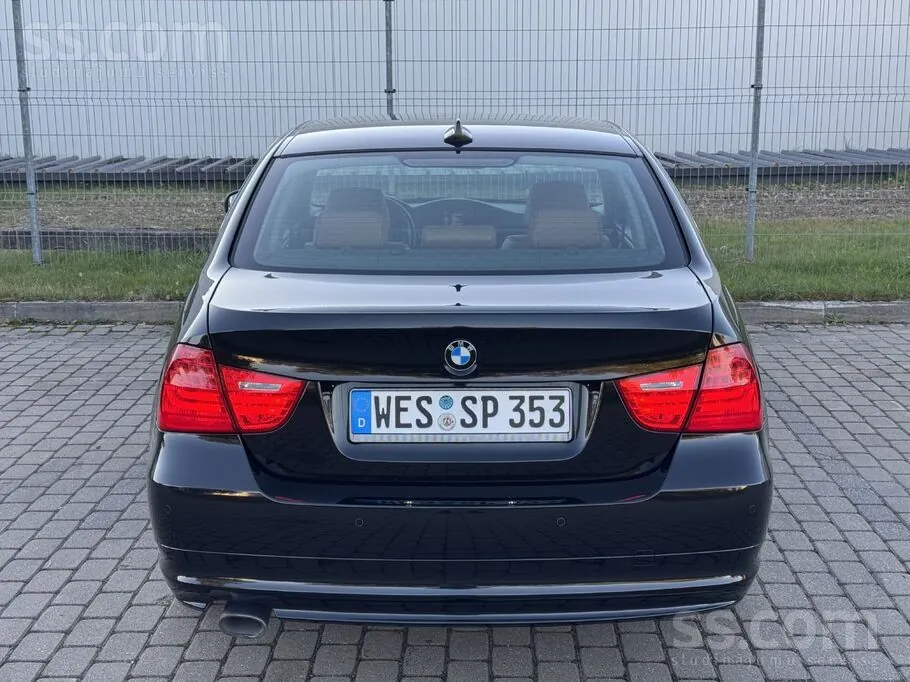BMW 320 2012 photo 5