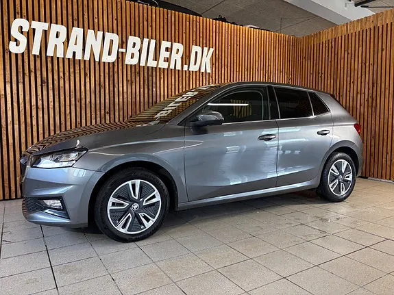 Skoda Fabia 2022 photo 2