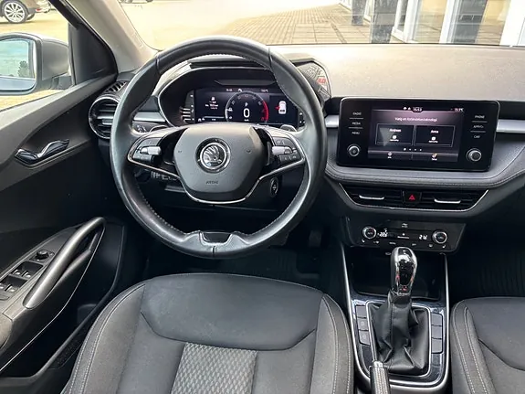 Skoda Fabia 2022 photo 5