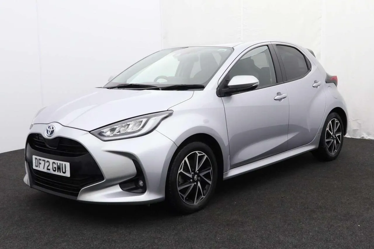 Toyota Yaris 2022 photo 3