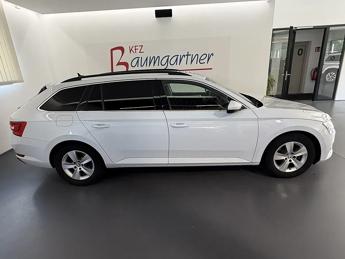Skoda Superb 2024 photo 3