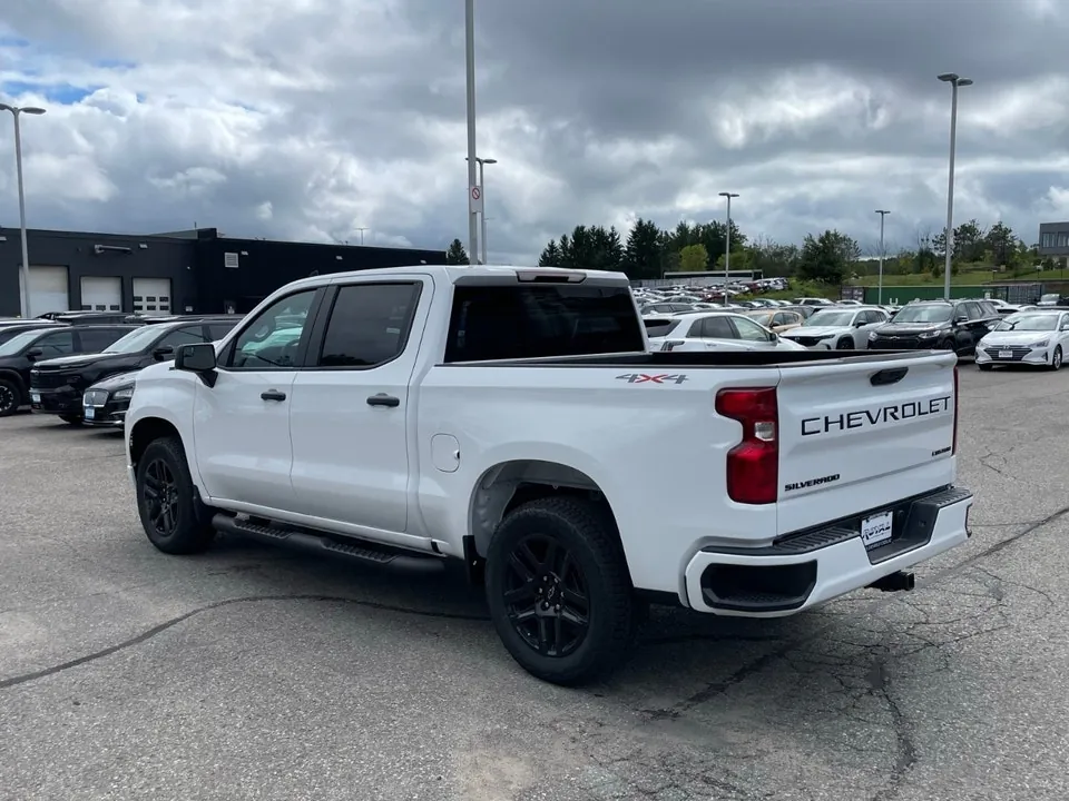 Chevrolet Silverado 1500 2026 photo 3