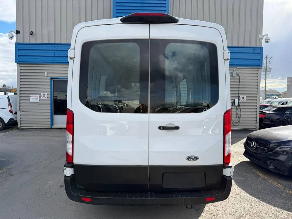 Ford Transit 2022 photo 5