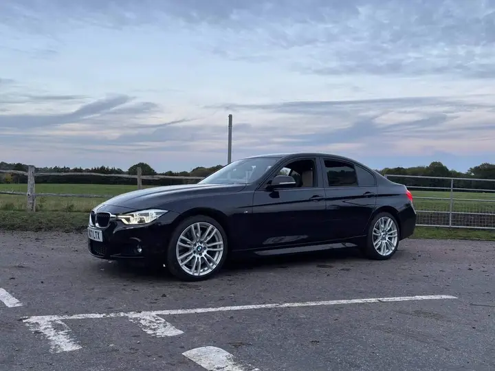 BMW 3 Series 2017 photo 2