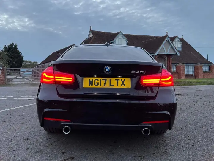 BMW 3 Series 2017 photo 5