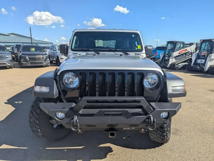 Jeep Wrangler 2022 photo 2