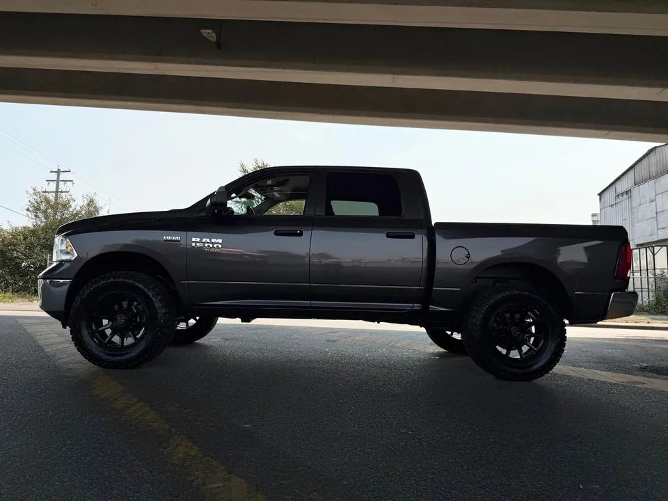 Ram 1500 Classic 2023 photo 4