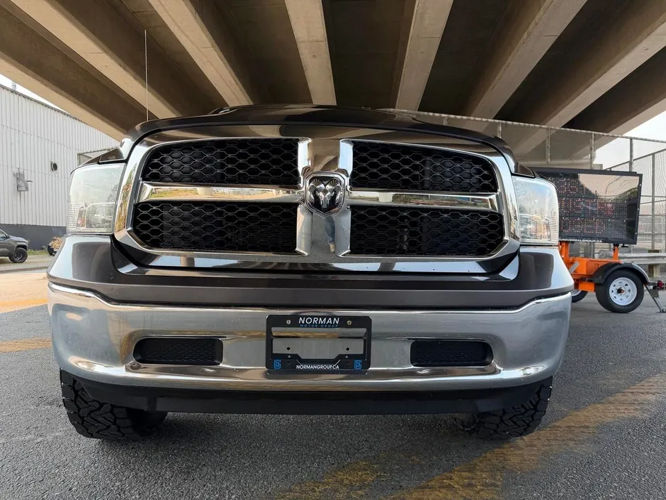 Ram 1500 Classic 2023 photo 2