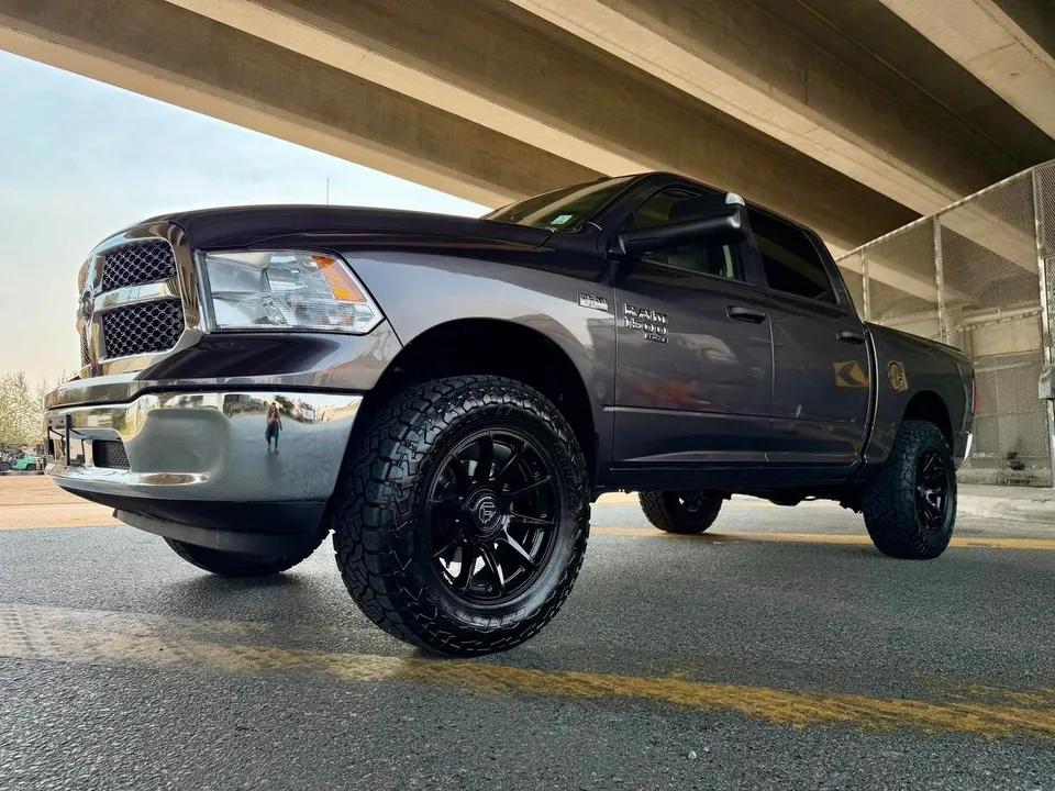 Ram 1500 Classic 2023 photo 3