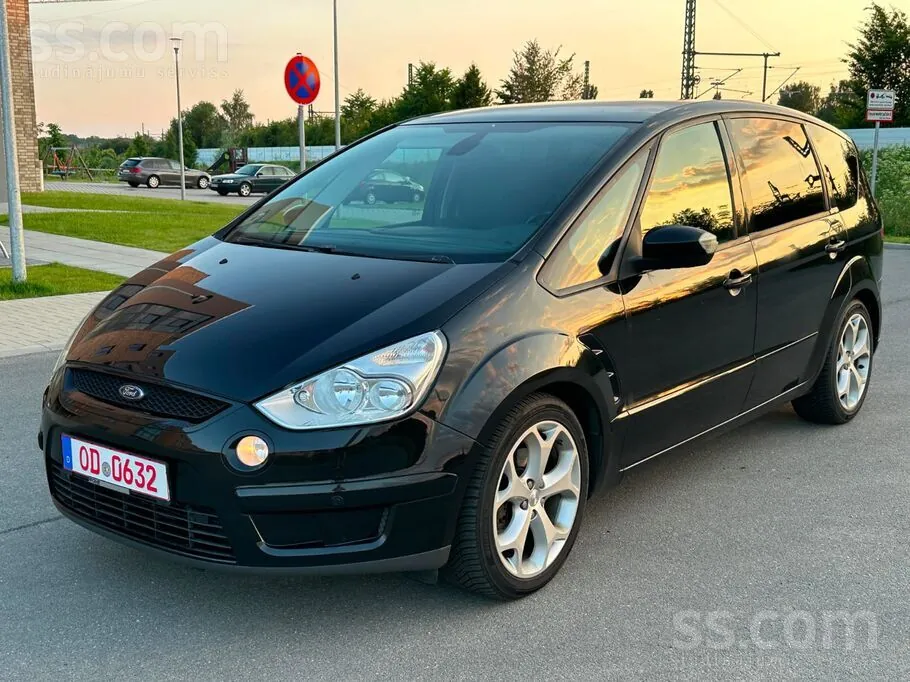 Ford S-Max